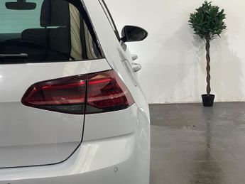 Volkswagen Golf 2.0 TDI GTD DSG Euro 6 (s/s) 5dr