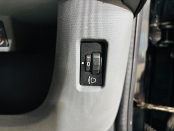 Peugeot 107 1.0 12V Urban 2 Tronic Euro 4 5dr