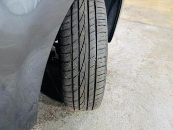 Peugeot 107 1.0 12V Urban 2 Tronic Euro 4 5dr