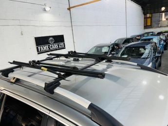 Volvo XC90 2.4 D5 R-Design SE Geartronic AWD 5dr