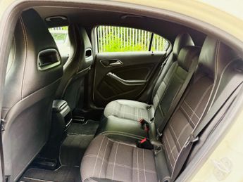 Mercedes-Benz A Class 1.6 A180 Sport 7G-DCT Euro 6 (s/s) 5dr