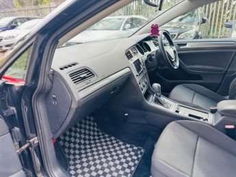 Volkswagen Golf 1.2 TSI BlueMotion Tech S Hatchback 5dr Petrol DSG Euro 5 (s/s) 