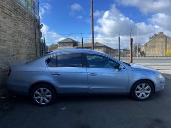 Volkswagen Passat 1.9 TDI PD SE 4dr