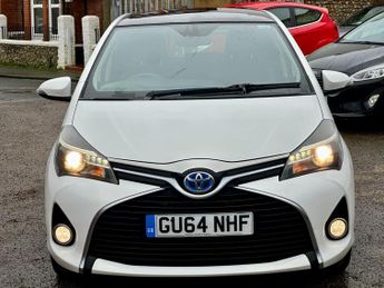 Toyota Yaris 1.5 VVT-h Excel E-CVT Euro 6 5dr (15in Alloy)