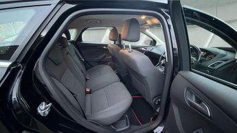 Ford Focus 1.0T EcoBoost Titanium Auto Euro 6 (s/s) 5dr