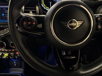 MINI Electric Hatch Cooper SE 32.6kWh Level 3 Auto 3dr