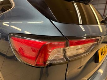 Ford Kuga 2.5 EcoBoost Duratec 14.4kWh ST-Line CVT Euro 6 (s/s) 5dr