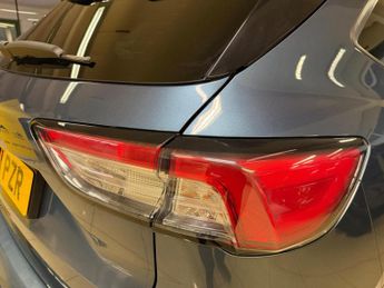 Ford Kuga 2.5 EcoBoost Duratec 14.4kWh ST-Line CVT Euro 6 (s/s) 5dr