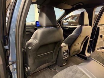 Ford Kuga 2.5 EcoBoost Duratec 14.4kWh ST-Line CVT Euro 6 (s/s) 5dr