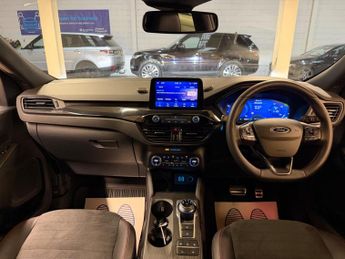 Ford Kuga 2.5 EcoBoost Duratec 14.4kWh ST-Line CVT Euro 6 (s/s) 5dr
