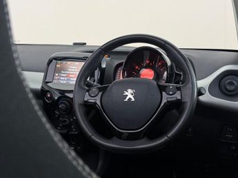 Peugeot 108 1.0 Allure Top! 2 Tronic Euro 6 5dr