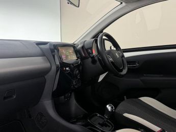 Peugeot 108 1.0 Allure Top! 2 Tronic Euro 6 5dr