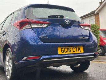 Toyota Auris 1.8 VVT-h Business Edition CVT Euro 6 (s/s) 5dr