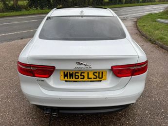 Jaguar XE 2.0d R-Sport Auto Euro 6 (s/s) 4dr