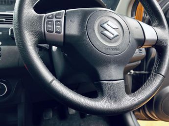 Suzuki Swift 1.3 SZ4 3dr