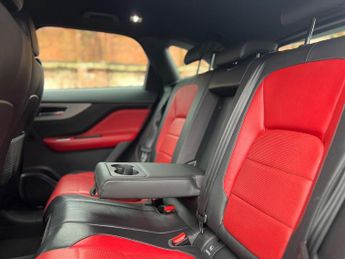 Jaguar F-PACE 2.0 D180 R-Sport Auto AWD Euro 6 (s/s) 5dr