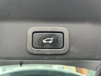 Jaguar F-PACE 2.0 D180 R-Sport Auto AWD Euro 6 (s/s) 5dr