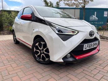 Toyota AYGO 1.0 VVT-i x-trend Funroof x-shift Euro 6 5dr
