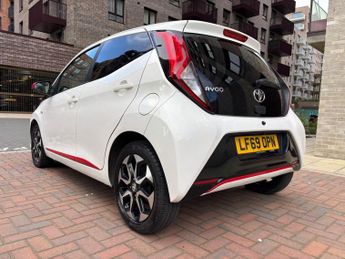 Toyota AYGO 1.0 VVT-i x-trend Funroof x-shift Euro 6 5dr
