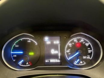 Toyota Yaris 1.5 VVT-h Icon Tech E-CVT Euro 6 (s/s) 5dr