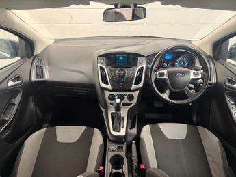 Ford Focus 1.6 Zetec Powershift Euro 5 5dr