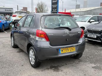Toyota Yaris 1.33 Dual VVT-i TR MultiMode Euro 4 (s/s) 5dr