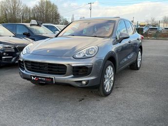 Porsche Cayenne 3.0 TD V6 TiptronicS 4WD Euro 6 (s/s) 5dr