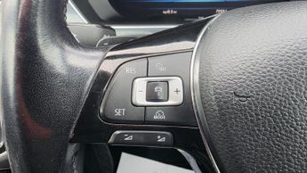 Volkswagen Tiguan 2.0 TDI BlueMotion Tech SEL DSG 4Motion Euro 6 (s/s) 5dr