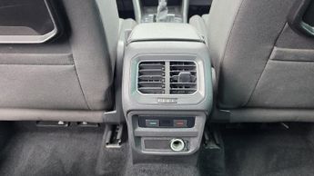 Volkswagen Tiguan 2.0 TDI BlueMotion Tech SEL DSG 4Motion Euro 6 (s/s) 5dr
