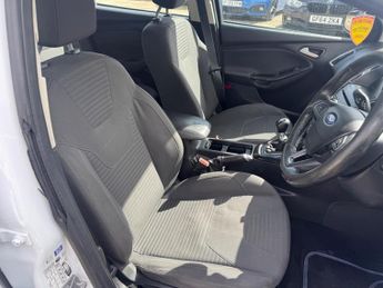 Ford Focus 1.0T EcoBoost Titanium Euro 6 (s/s) 5dr