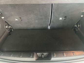 MINI Hatch 1.5 Cooper Auto Euro 6 (s/s) 3dr