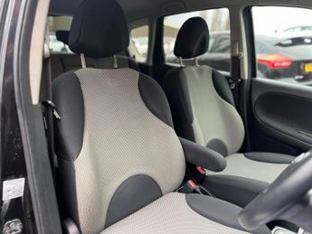 Nissan Note 1.6 16V n-tec Auto Euro 5 5dr