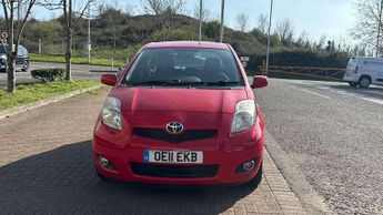 Toyota Yaris 1.33 Dual VVT-i T Spirit Euro 5 (s/s) 5dr