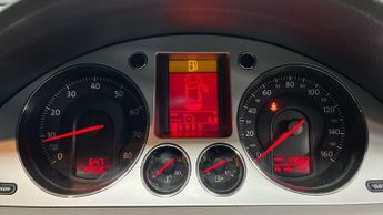 Volkswagen Passat 1.8 TSI Highline Tiptronic Euro 4 4dr