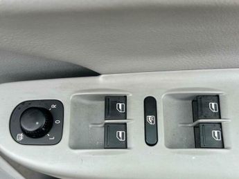 Volkswagen Passat 1.8 TSI Highline Tiptronic Euro 4 4dr