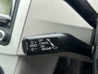 Volkswagen Passat 1.8 TSI Highline Tiptronic Euro 4 4dr