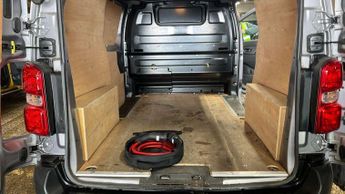Citroen e-Dispatch e 1000 75 kWh Enterprise Edition M Auto MWB 6dr (7.4kW Charger)