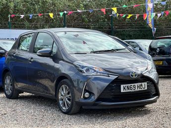 Toyota Yaris 1.5 VVT-h Icon E-CVT Euro 6 (s/s) 5dr