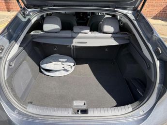 Hyundai IONIQ 38.3kWh Premium Auto 5dr