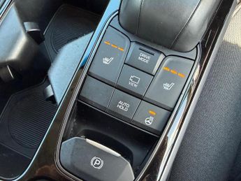 Hyundai IONIQ 38.3kWh Premium Auto 5dr