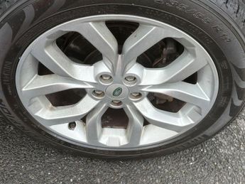 Land Rover Discovery Sport 2.0 TD4 HSE Auto 4WD Euro 6 (s/s) 5dr