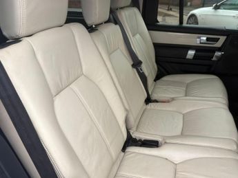 Land Rover Discovery 4 3.0 SD V6 XS Auto 4WD 5dr