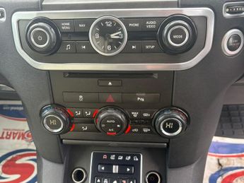 Land Rover Discovery 4 3.0 SD V6 XS Auto 4WD 5dr