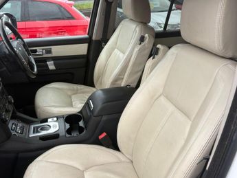 Land Rover Discovery 4 3.0 SD V6 XS Auto 4WD 5dr