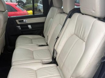 Land Rover Discovery 4 3.0 SD V6 XS Auto 4WD 5dr