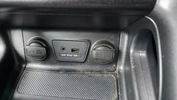 Hyundai ix35 2.0 CRDi SE Auto 4WD Euro 5 5dr (Nav)