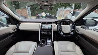 Land Rover Discovery 3.0 TD V6 HSE Auto 4WD Euro 6 (s/s) 5dr