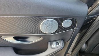 Mercedes-Benz C Class 2.1 C250d AMG Line (Premium Plus) 7G-Tronic+ Euro 6 (s/s) 4dr