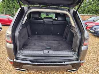 Land Rover Range Rover Sport 3.0 SD V6 HSE Dynamic SUV 5dr Diesel Auto 4WD Euro 6 (s/s) (306 