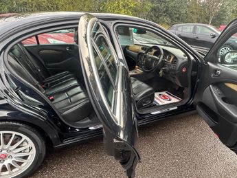 Jaguar S-Type 3.0 V6 SE 4dr